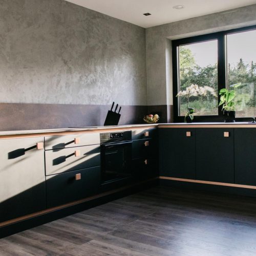 245670835_357000666204647_6360293666749532139_n